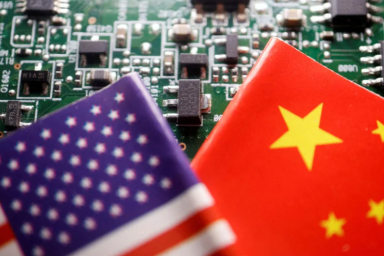 AS Bakal Larang Penggunaan Chip Memori China, Persaingan Teknologi Global Mulai Babak Baru